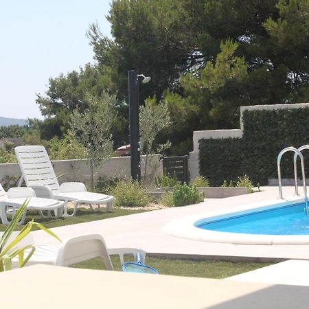 Villa Marta 3 Bedrooms, 2 Baths And Pool Kaštel Štafilić Eksteriør bilde