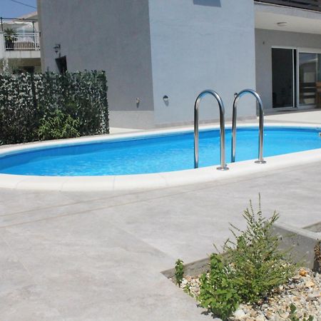 Villa Marta 3 Bedrooms, 2 Baths And Pool Kaštel Štafilić Eksteriør bilde